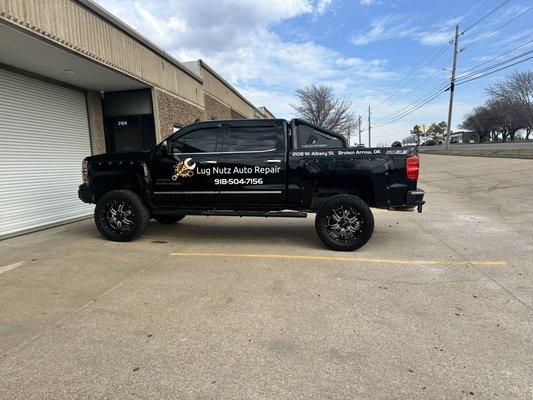 Lug Nutz Auto Repair