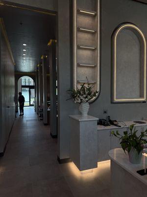 Entry way- amazing ambiance!