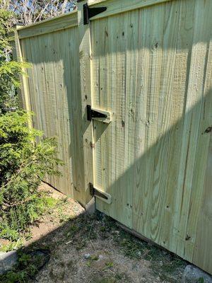 Lotsa Fence Options