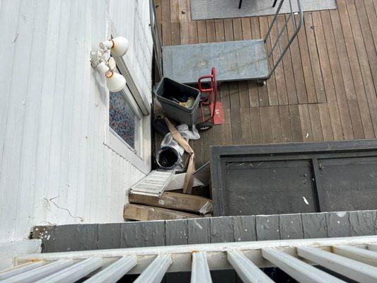 Looking down at trash, Not so nice