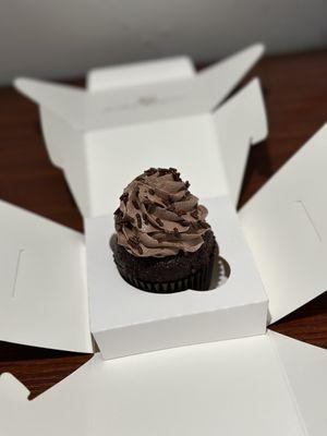chocolate cupcake