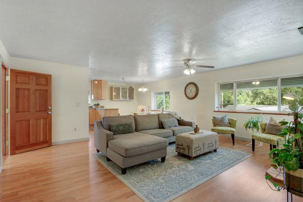 Tina Sharp - eXp Realty