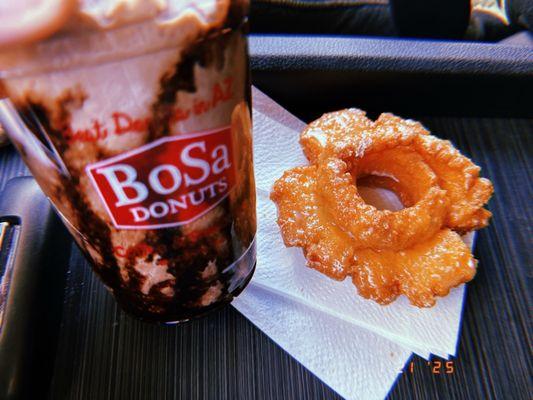Bosa Donuts