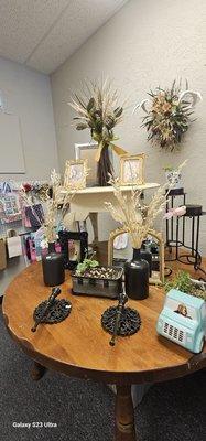 Bellas Flowers, Gifts, & Home Decor