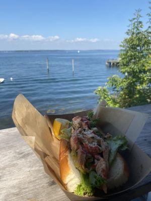 Lobster roll
