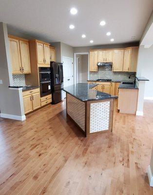 Royal Construction Plus