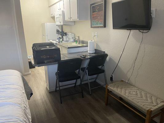 Venture on Country Club