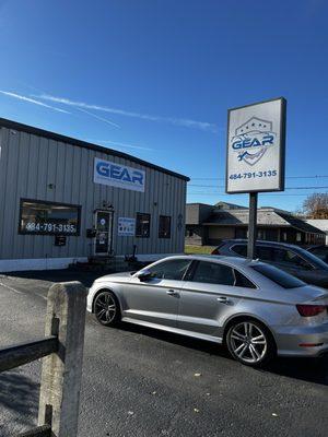 Quick turn after crossing the bridge from Royersford