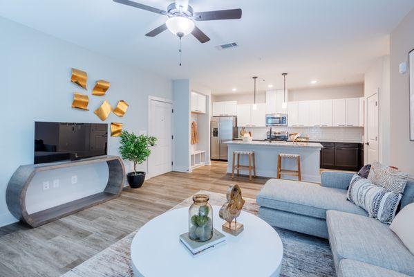 Sonderly at the Concourse