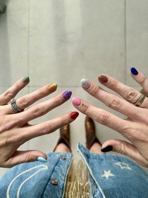 AT Deluxe Nails & Spa