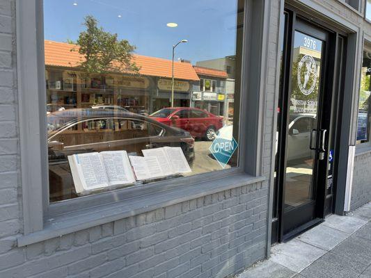 Christian Science Reading Room