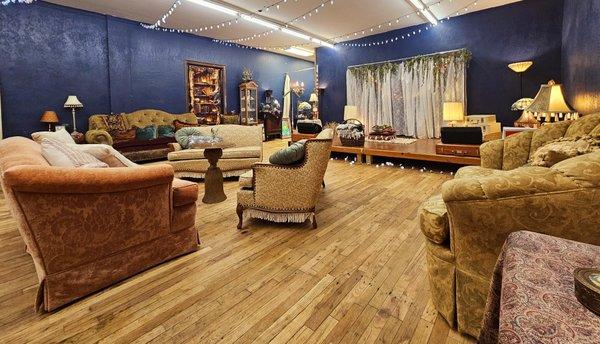 Jezebel's Emporium & Tea Room