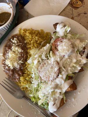 Flautas de Pollo (Chicken Fried Tacos)