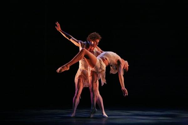 Beata (When Still - 2007) (Music arranged and sung by Chanticleer, the Grammy award winning San Francisco men's chorus.