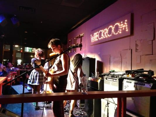 Austin Art Services provides design, fabrication, installation and more for corporate events, SXSW showcases, trade shows, and marketing.