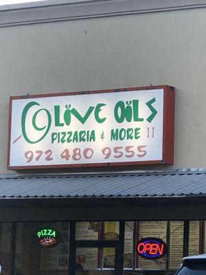 Olive Oil's Pizzeria