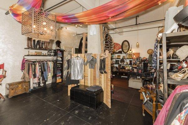 Call us to chat about what you're looking for. From Halloween balls, to bridal and baby showers, birthday and holiday parties! We do it all!