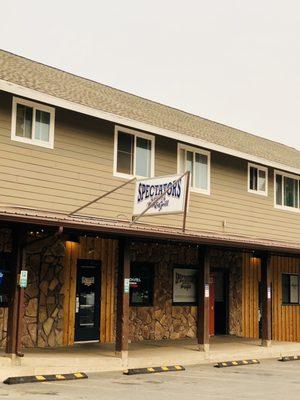Spectators Bar & Grill