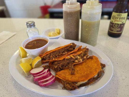 Los Cunados Mexican Grill