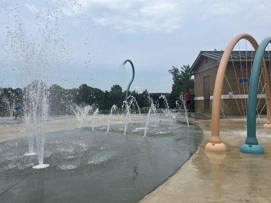 Splash pad