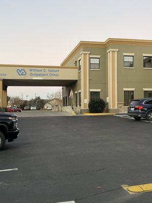 Front of William C talent outpatient clinic VA Knoxville