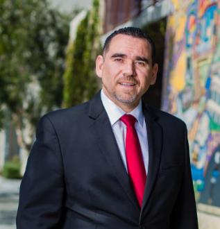 Moises Olivares Realtor