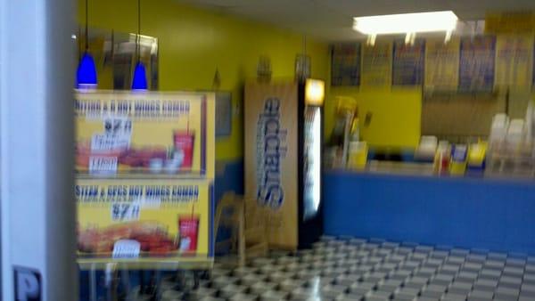 Blurry, but you get the picture. Clean, bright, and cheerful!