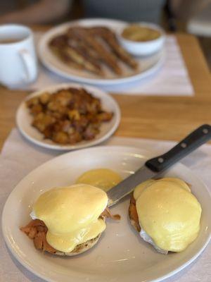 Eggs Benedict with lox