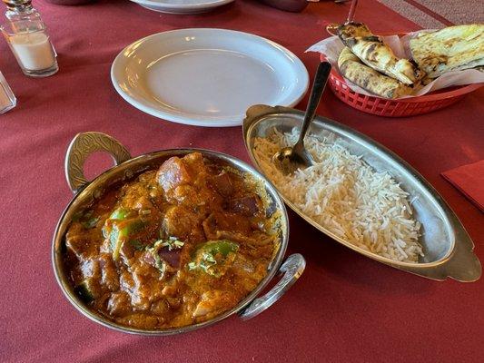 Forget the name of this dish and did not get a photo of the menu. Chick, green peps, onions. 7/10. Coconut curry was better.