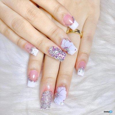 Signature Nails