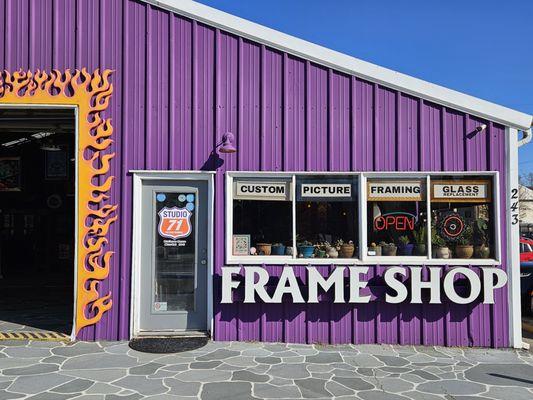 Studio 71 Picture Framing