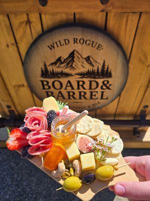 Wild Rogue Board & Barrel