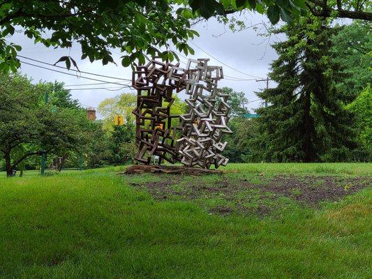 Poised and Ready sculpture