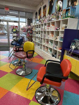Cuts N Curls For Boys & Girls