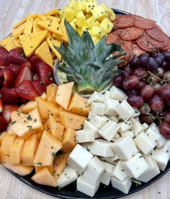 Pepperoni cheese and fruit tray