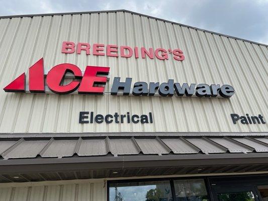 Breeding’s Ace Hardware