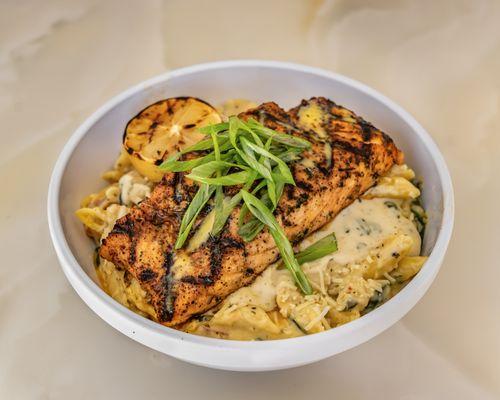 Seaside (Stuffed Salmon Pasta)