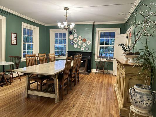 Public area of the inn - main bldg.