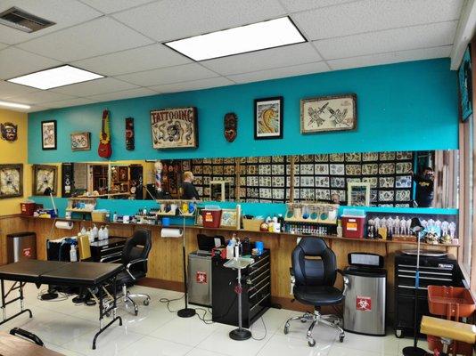 Walk-ins are always welcomed! but if you rather book an appointment, just give us a call!