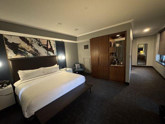 Renaissance Saint Elm Dallas Downtown Hotel