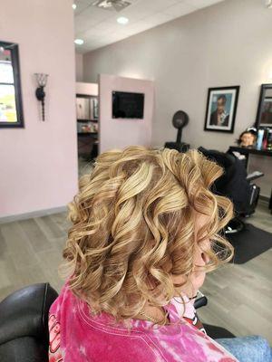 Ofelia's Hair Desings