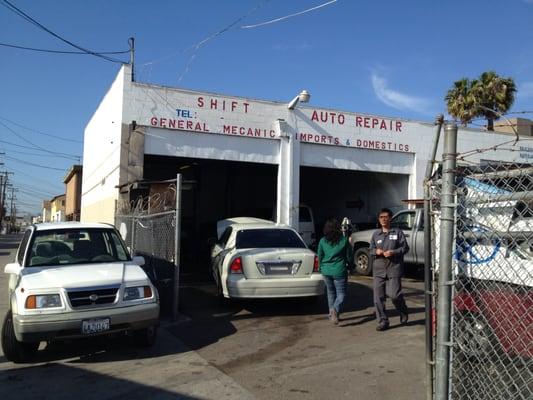 Shift Auto Storefront