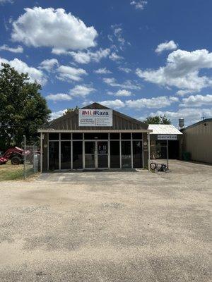Auto repair shop,New and used Tires,Car wash,Welding