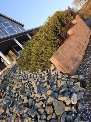 Top of Quality Lawncare & Maintenance Landscape