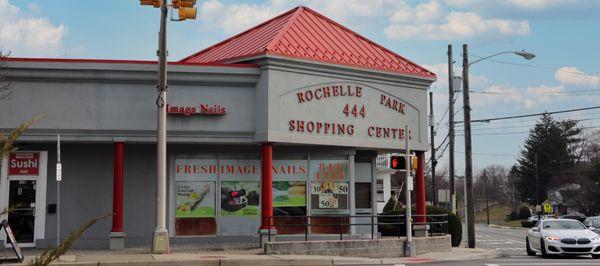Rochelle Park Shopping Center
