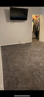 Hernandez Wholesale Floors & Carpet