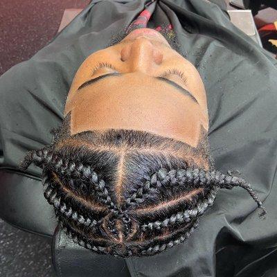 Good Cutz Barber Lounge