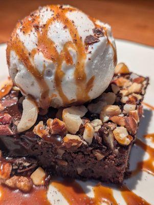 As an indication of how good,I pass up the world class keylime pie every other visit for the 5 Nut Brownie