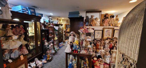 Antique & Collectibles Marketplace