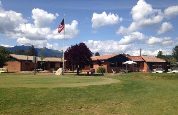 Trinity Alps Golf Club
